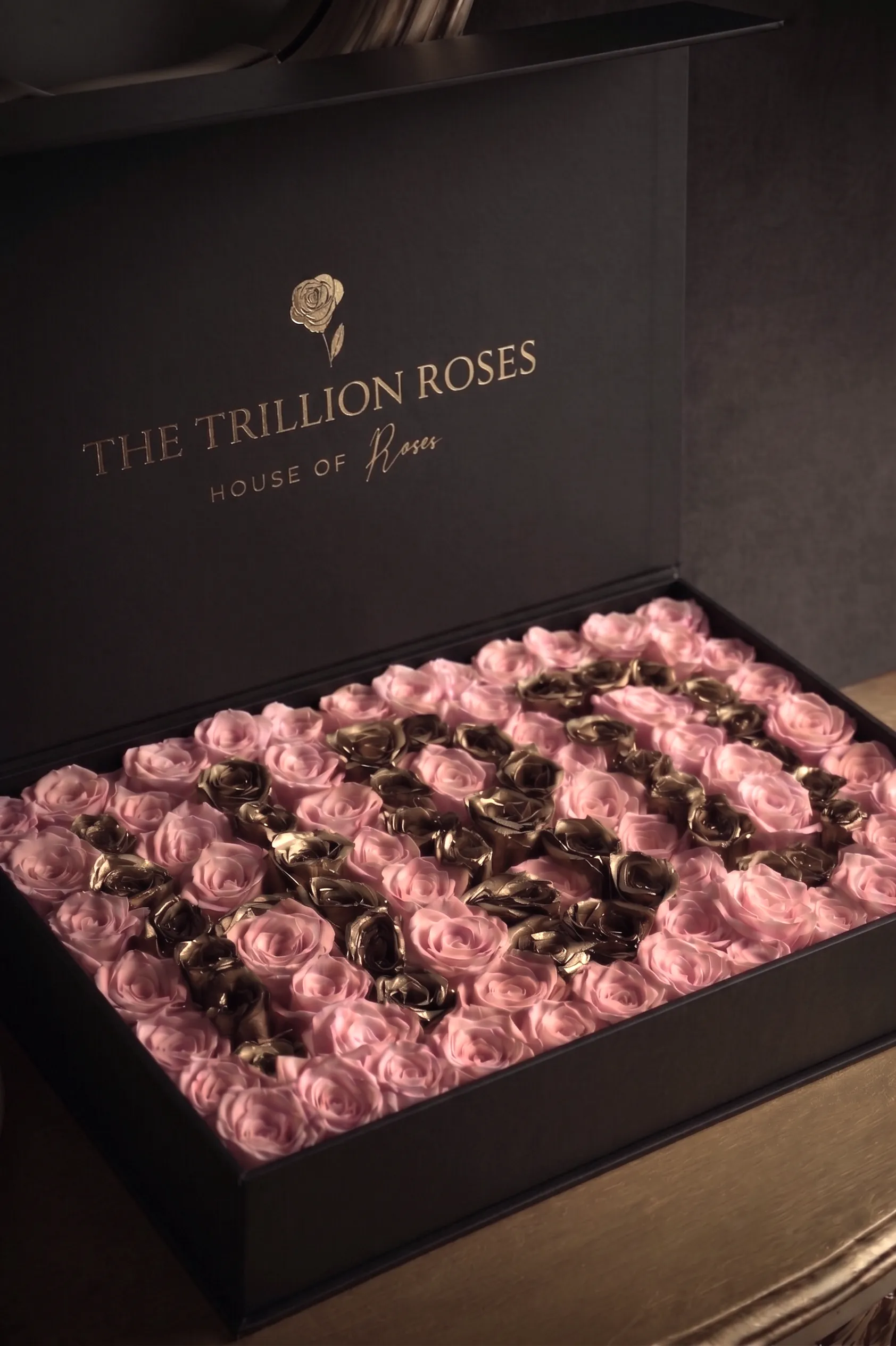 Bed Of Roses Black Box view 2